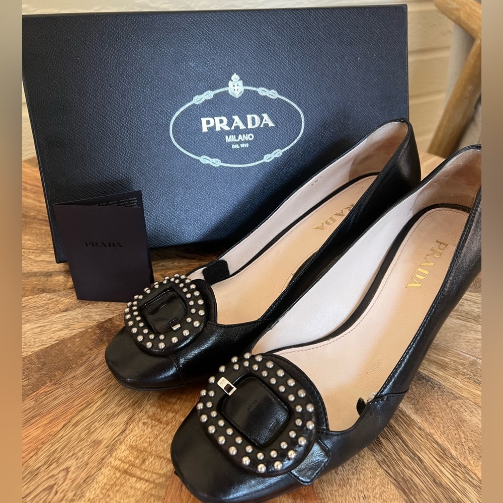 Prada Pumps